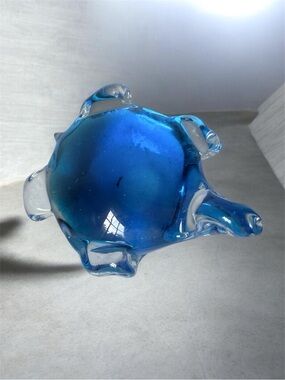 vintage blue and clear hand-blown art glass turtle figurine with a glossy finish